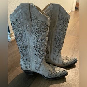Corral boots